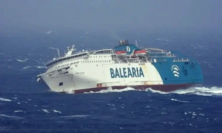Tempête dans le détroit de Gibraltar