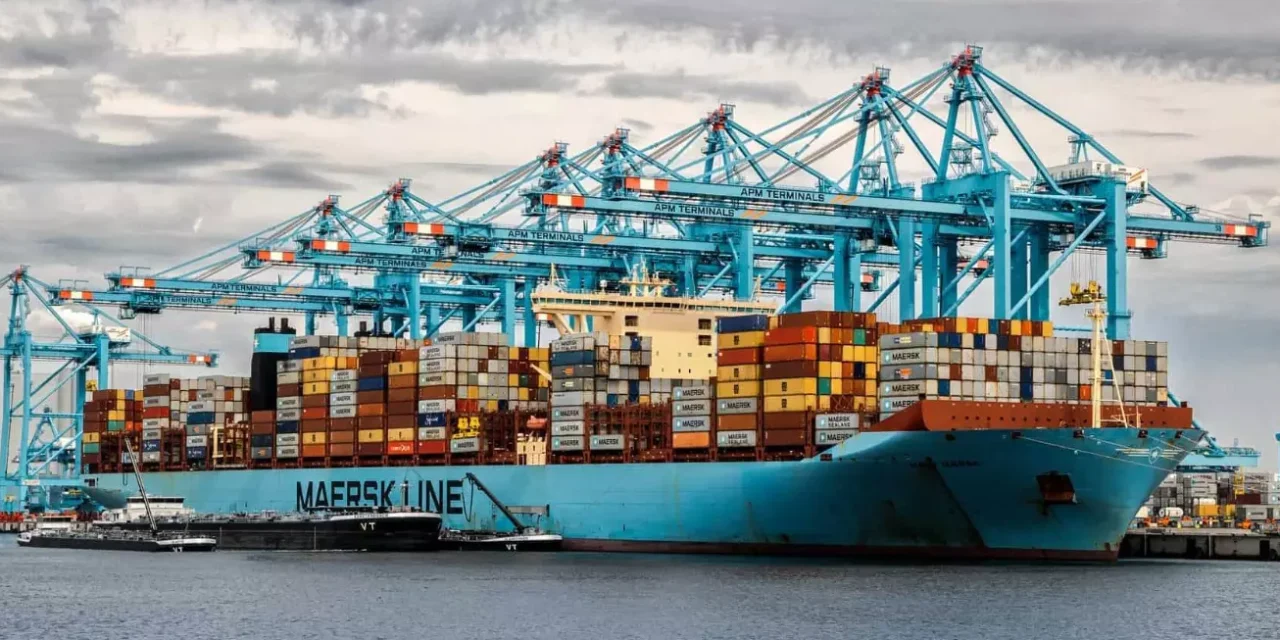 Maersk et Hapag-Lloyd annoncent un retour progressif au canal de Suez