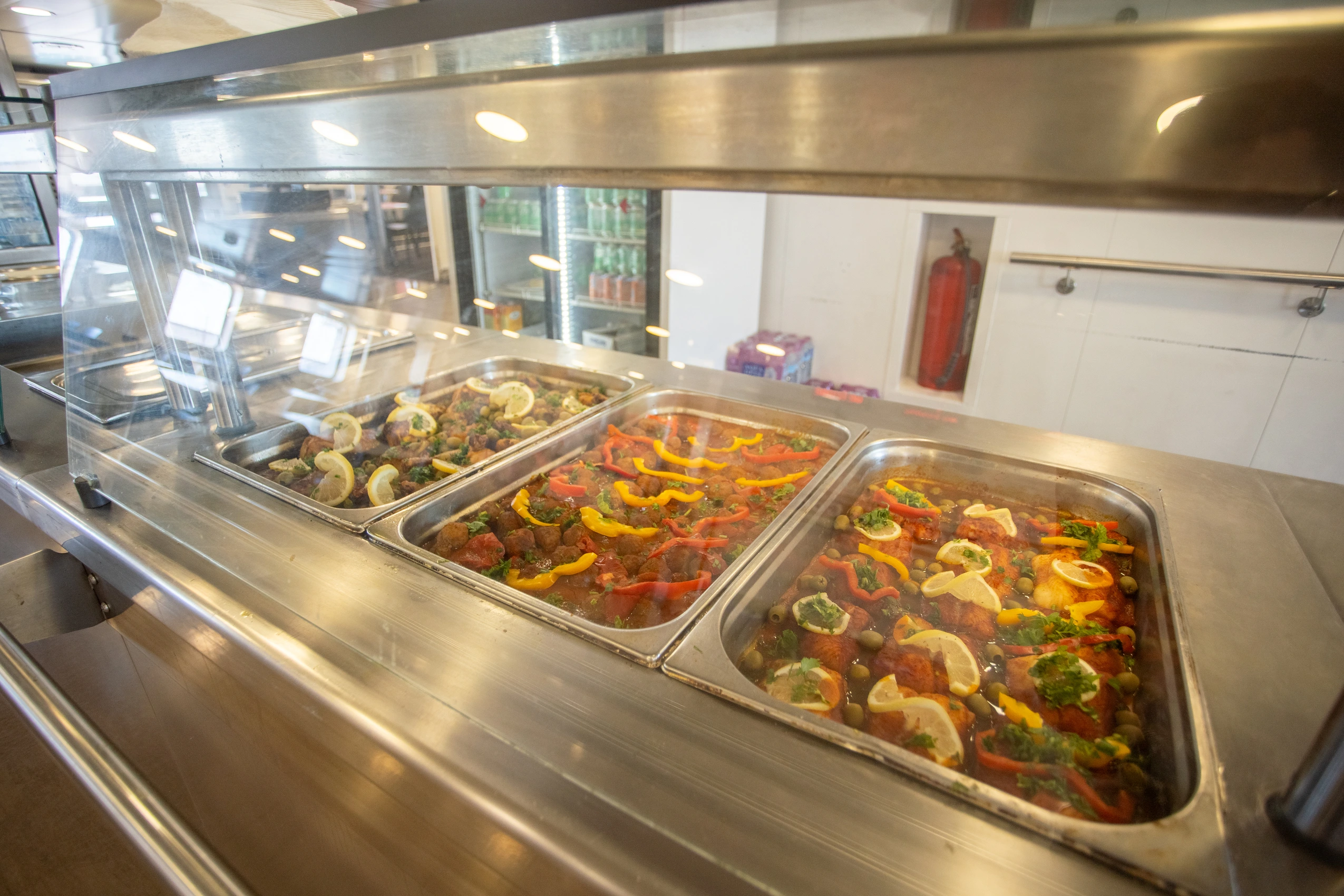 Buffet halal à bord — gastronomie marocaine AML