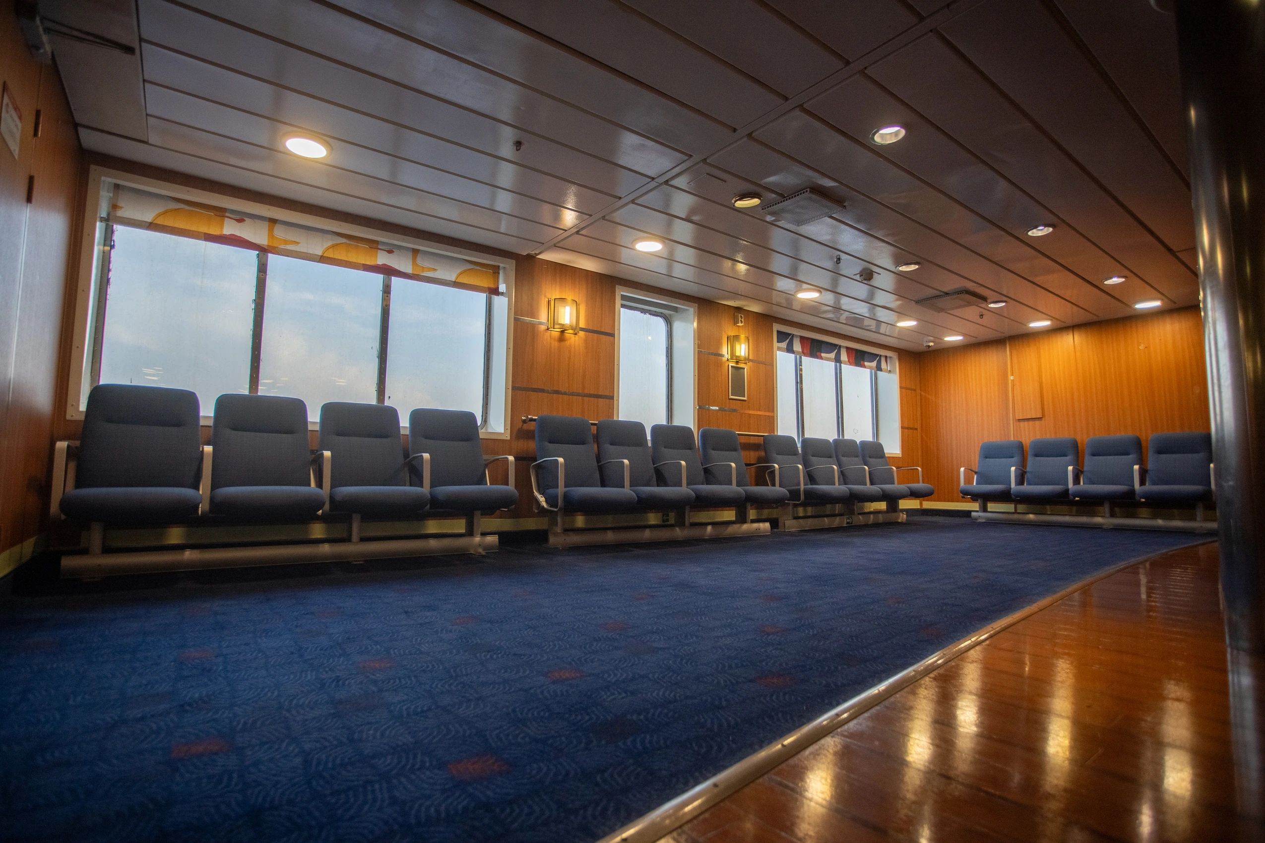 Espace salon panoramique à bord du Stena Europe — AML